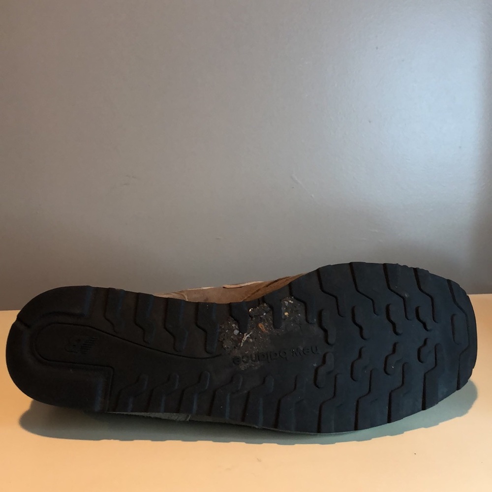 New Balance Gray Sneakers Shoes - Picture 11 of 14